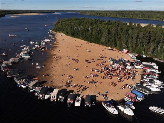 Le Dol-Boat accueille les festivaliers pour une journée sur l’eau